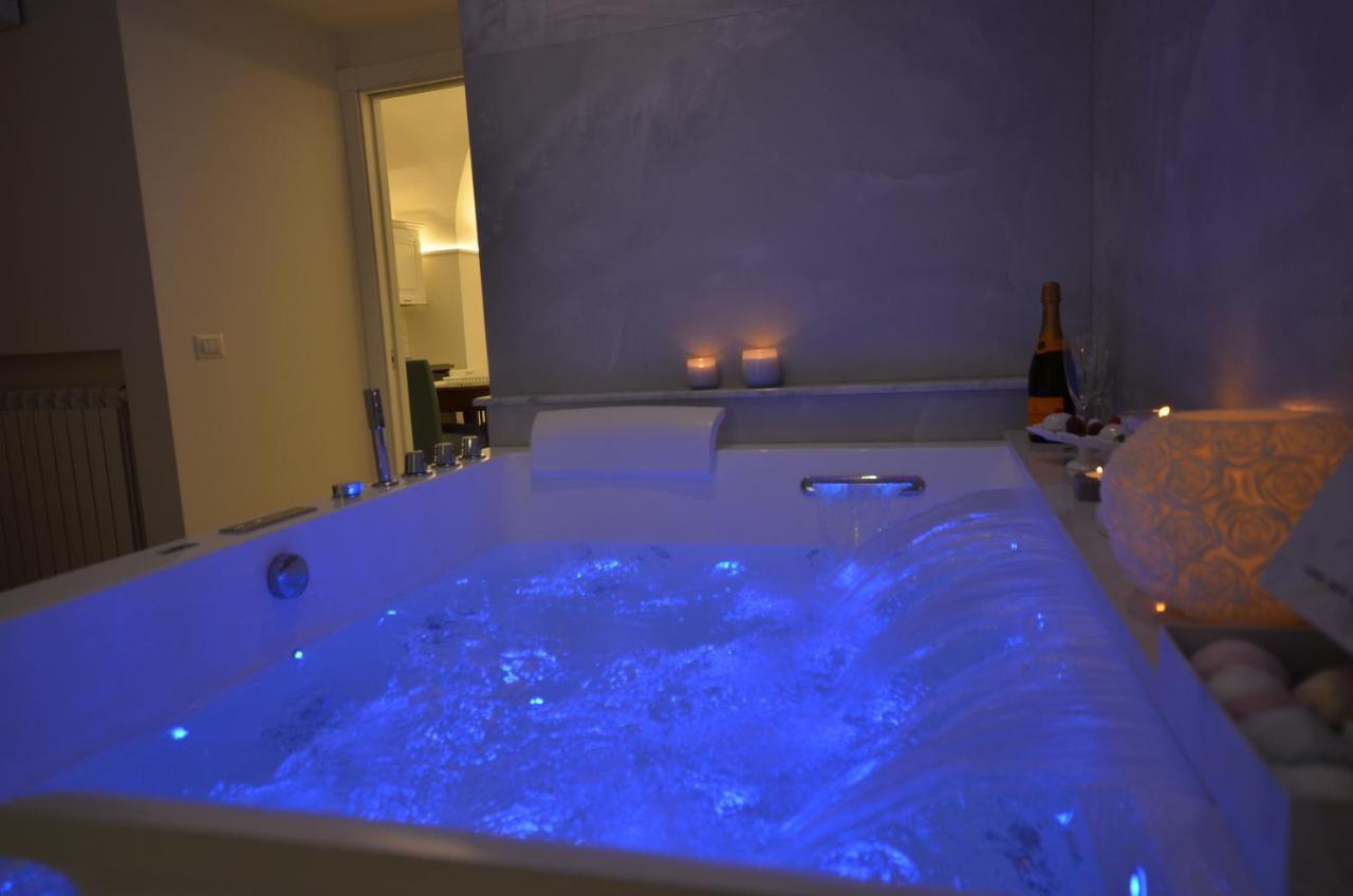 7 Blu Con Idromassaggio